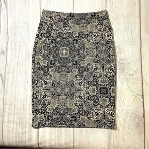 LULAROE Women’s Simply Comfortable Pencil Skirt Black & White Print Size Small